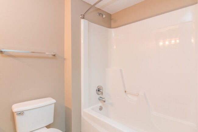 Saddle Creek Townhomes