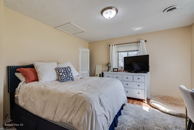 Photo - 11248 193rd St