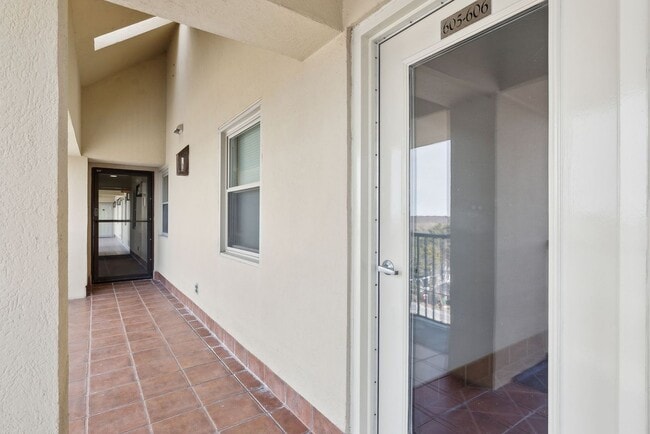 Photo - Fully Furnished Oceanfront 2 bed/2 bath