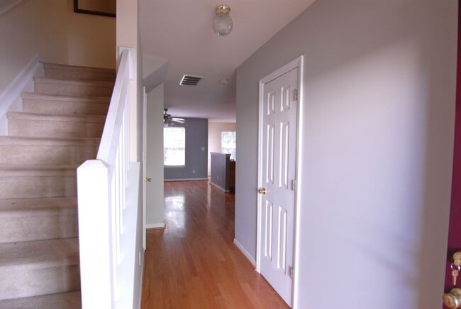 Photo - Maintenance free 2 bedroom suite townhouse in St. Andrews townhome community Whitsett