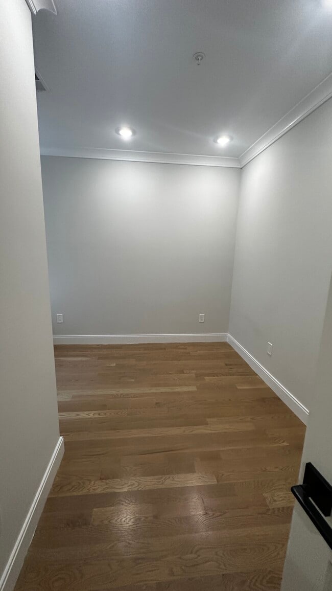 Photo - 50 Englewood Ave Unidad #6