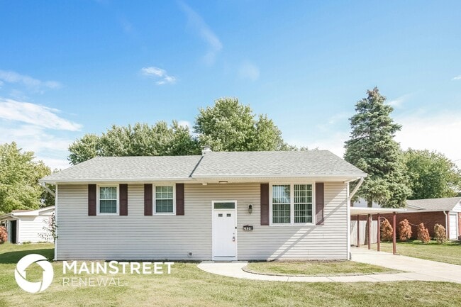 Building Photo - 2839 S Oxford St