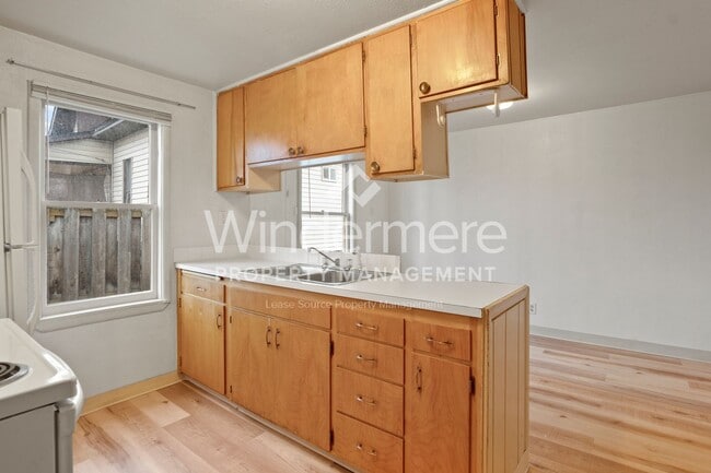 Photo - Garland District Area Home