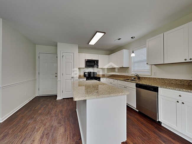 1856 Planters Walk Dr