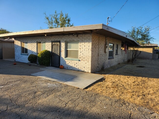 Building Photo - 44753 18th St W Rental