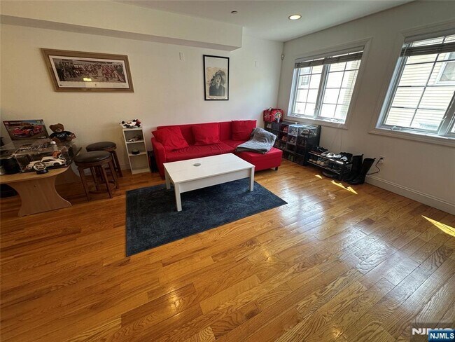 Photo - 124 68th St Unit 205