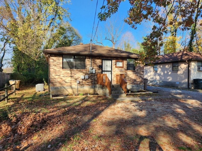 2BR/1BA in Fantastic East Nashville Location!