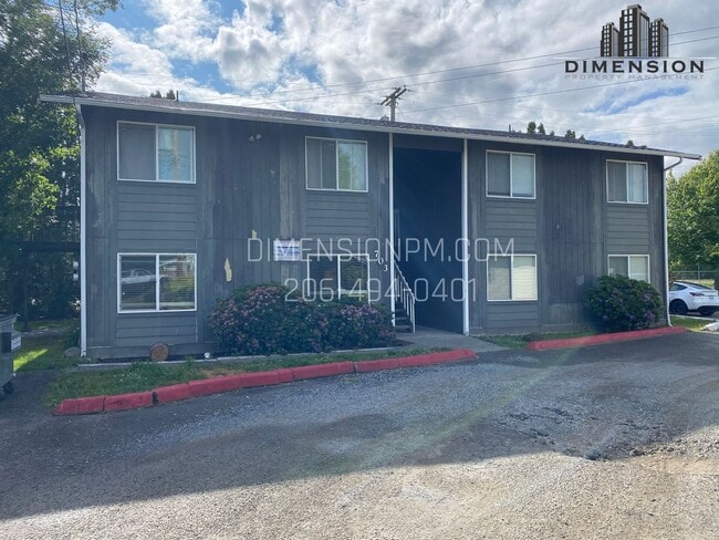 Building Photo - 703 Myrtine St Unit D Rental