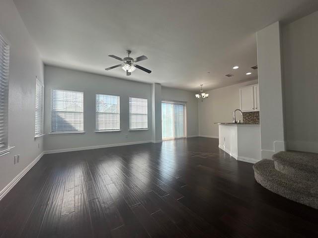 Photo - 901 Brookville Ct