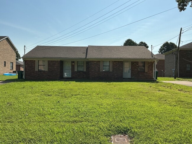Building Photo - 24 Brianfield Cv Unit R