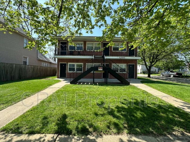 Building Photo - 1201 Cincinnati St Unit Apt 5