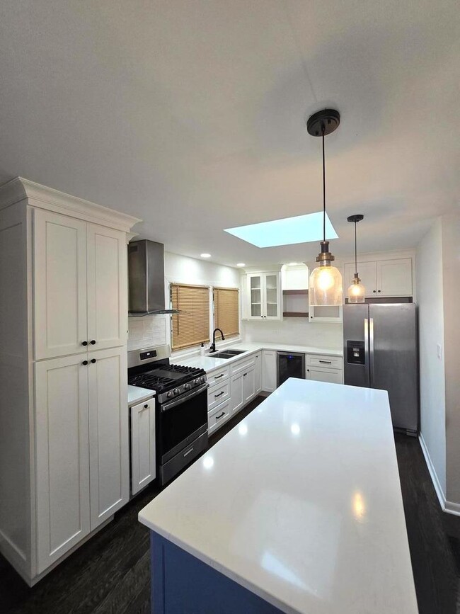 Photo - 6101 W 82nd Pl