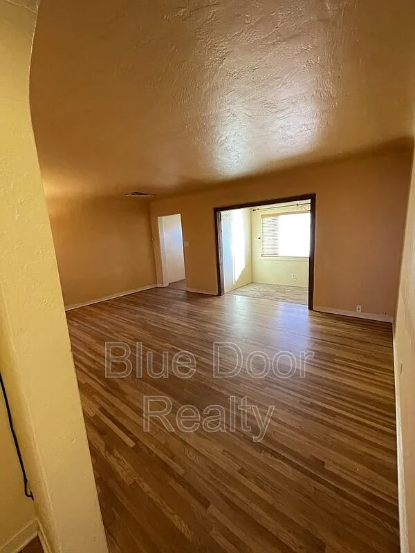 Photo - 1001 Jackson St SE