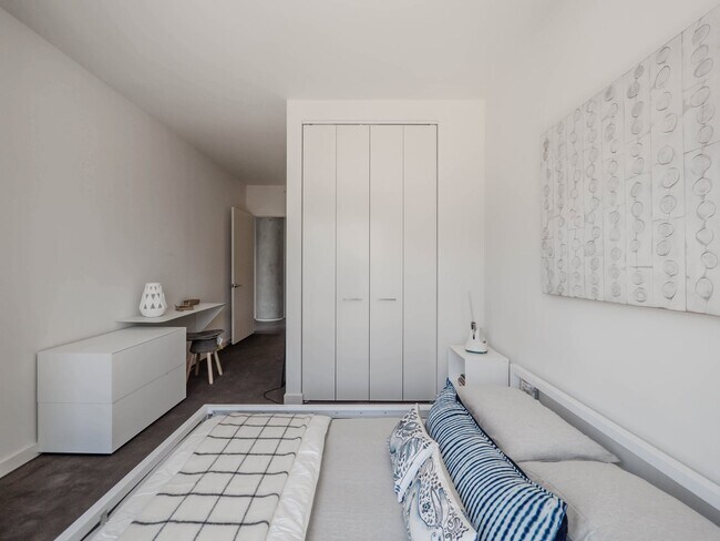 Photo - 600 W Fulton St Unit 2303