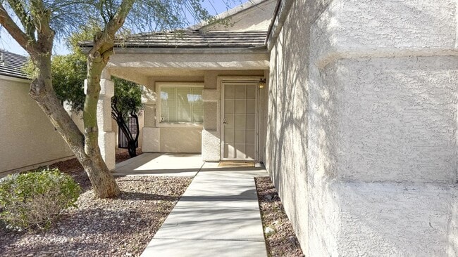 Photo - Upgraded Single-Story Home in Summerlin | 3 Bed, 2 Bath