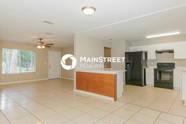Photo - 3 Bedroom Pet-Friendly Home in COCOA, FL with Main Street Renewal