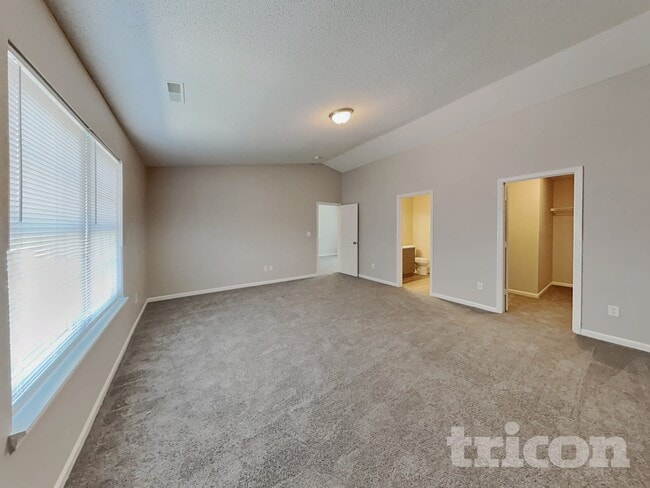 Photo - 9825 Rhodes Ln