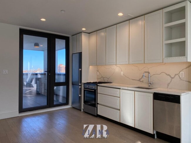 Building Photo - 635 4th Ave Unit 1101 Rental