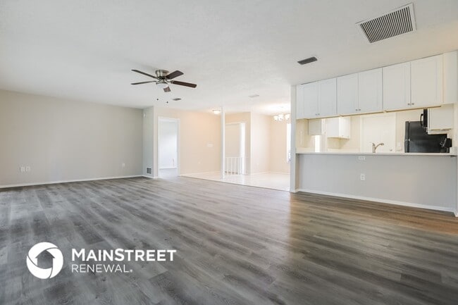 Photo - 1303 Pine Needle Rd