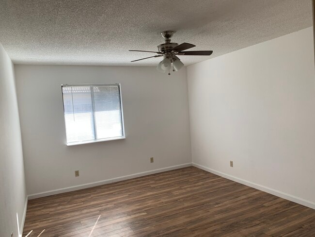 Master Bedroom - 21036 Santa Barbara Dr Unit Apt B1
