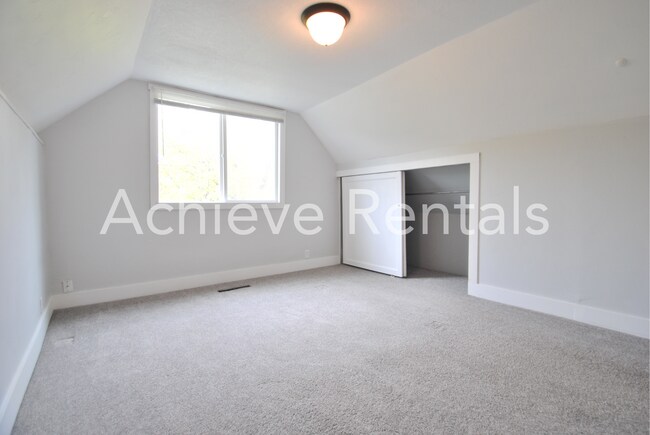 Photo - 24 S 300 E Unit Upstairs
