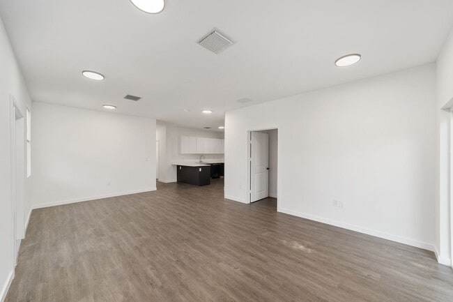 Photo - Eagle Trace 1597 #1