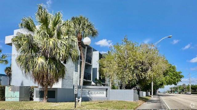 Building Photo - 8821 W Flagler St Unit 404 Rental