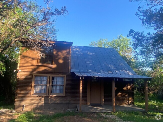 Building Photo - 2 BEDROOM CABIN, LAKE ACCESS Rental
