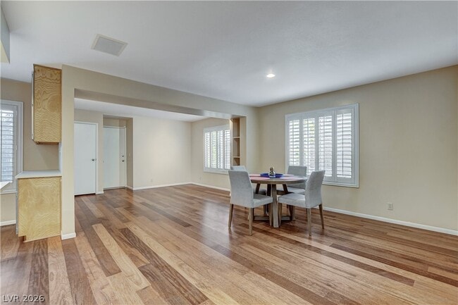 Photo - 3223 Pinehurst Dr