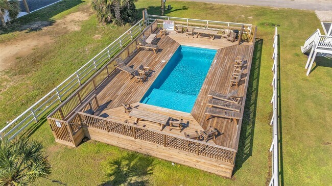 Photo - 1079 Cedar Ln