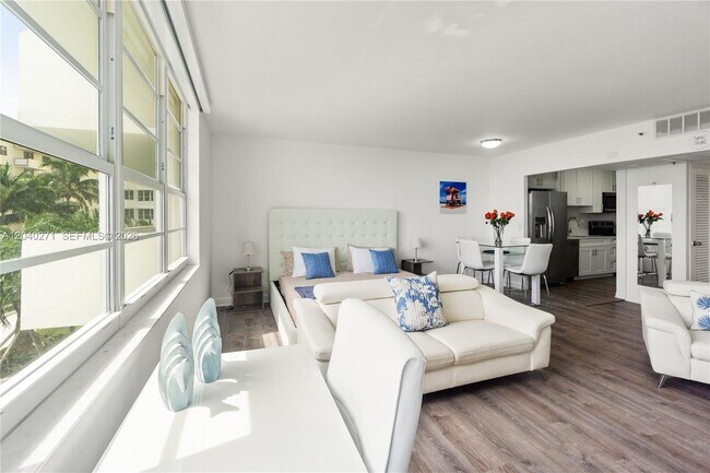 100 Lincoln Rd Unit 538