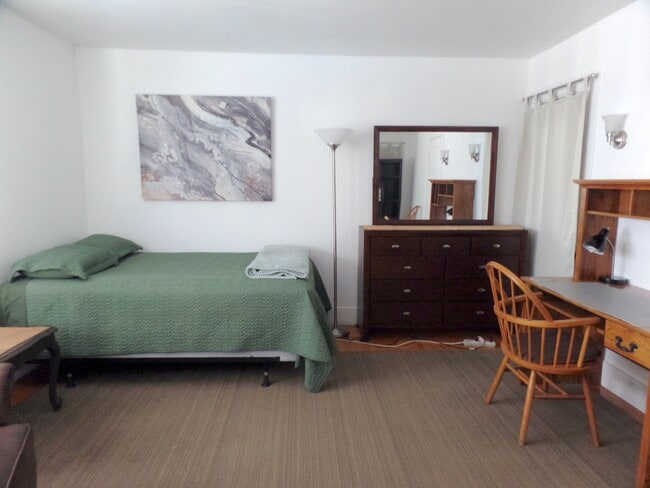 Photo - 34 Capen St Unit 2