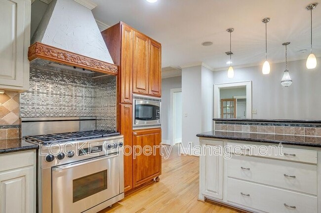 Photo - 4022 Bunting Ave