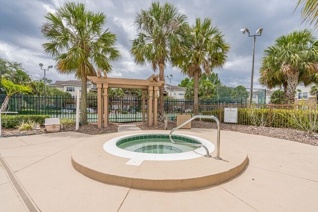 Nassau Bay Apartments