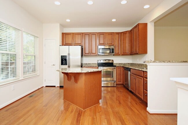 Photo - Pet-Friendly Townhome Near UVA Medical Center