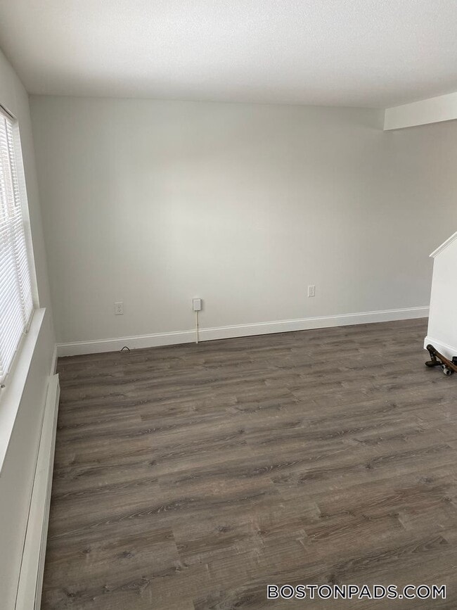 Photo - 221 West St Unidad 21