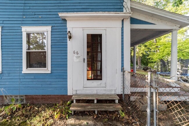 Photo - 66 Lyford St