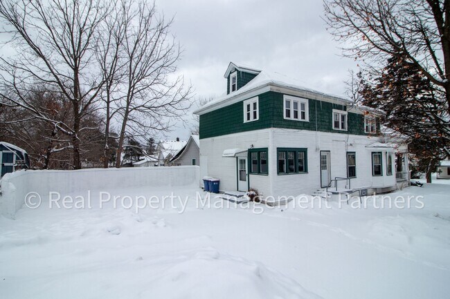 Photo - Baraga Duplex Unit 2