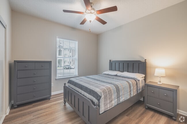 2BR, 2BA - 1,080SF - Second Bedroom
