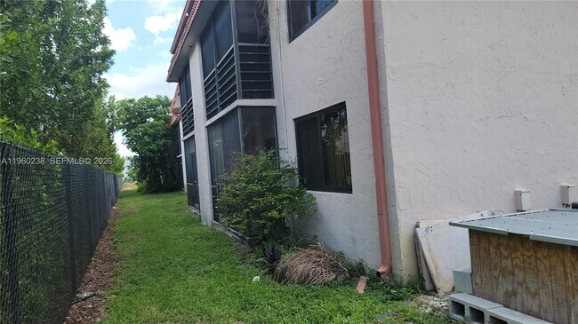 Photo - 20810 NE 8th Ct Unit 101-18