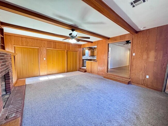 Photo - 1304 Downing St