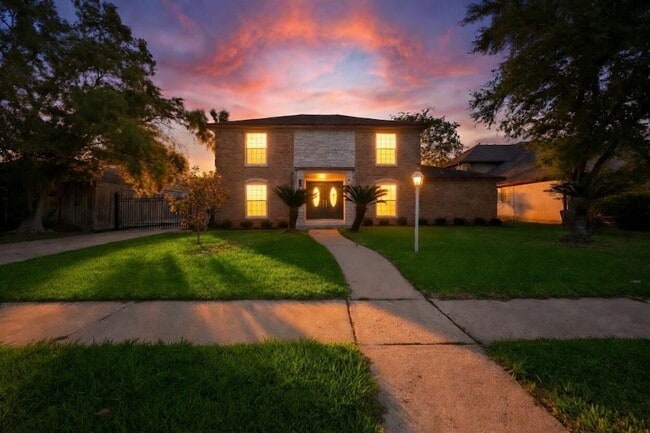 Photo - 7914 Oakington Dr
