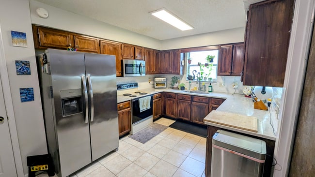 Photo - 11574 St Josephs Rd