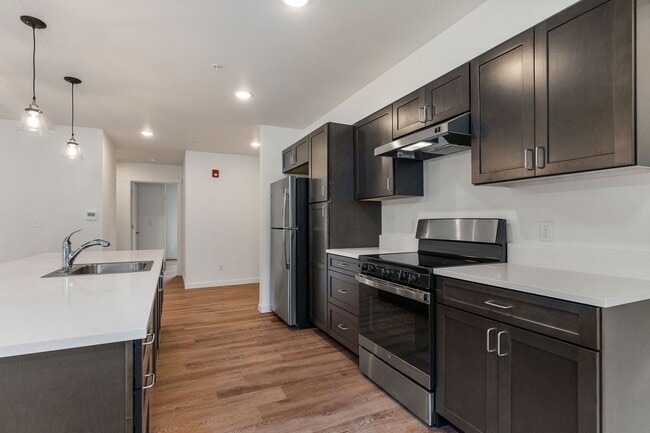 Photo - Your New Home Awaits: Enjoy 2 Weeks Free Rent on Select Units! Unit 24-C