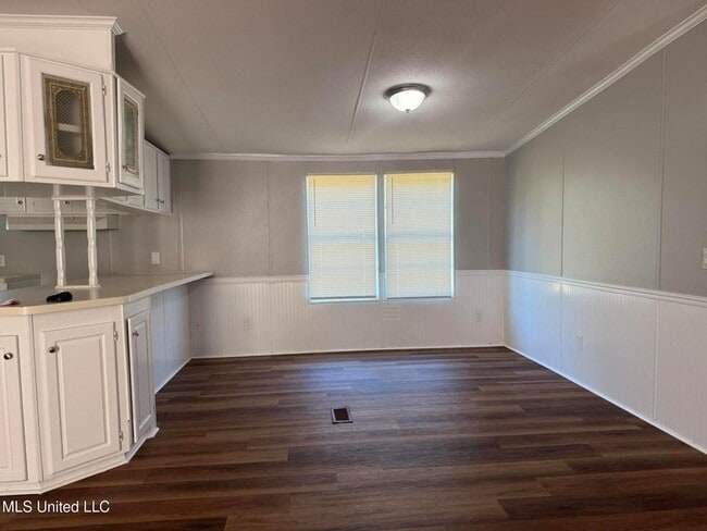 103 Cedar Ridge Blvd