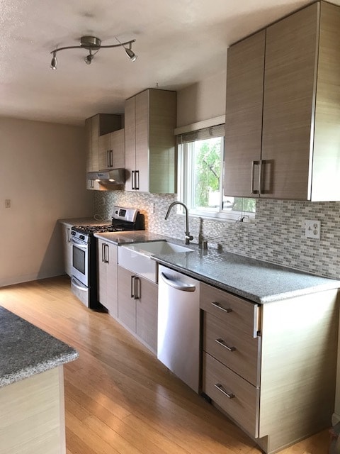 Building Photo - 6211 Telegraph Ave, #23 Unit 23
