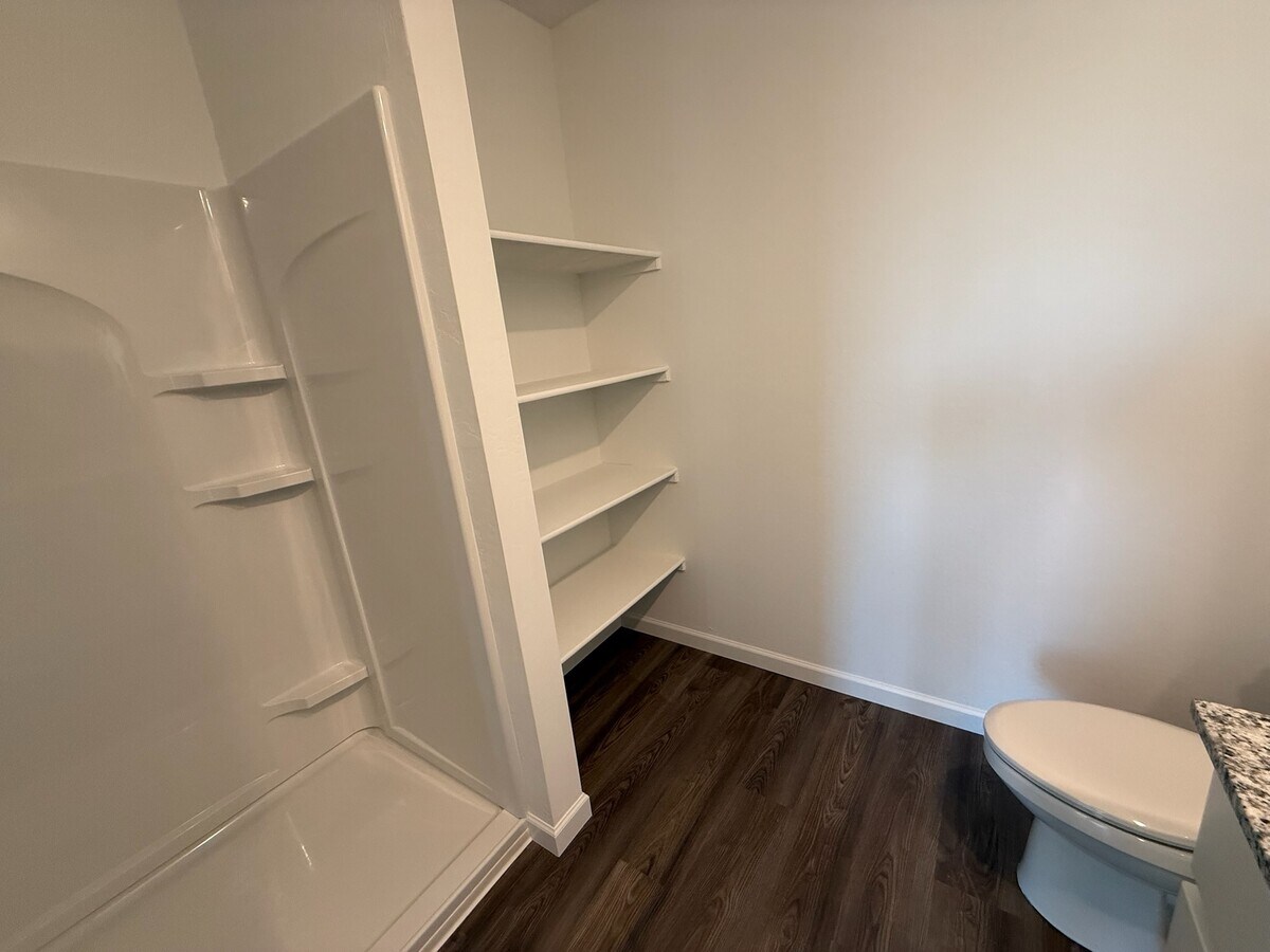 Photo - 729 Dylan Ct