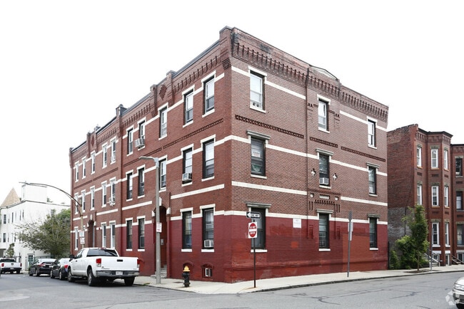 Photo - 17 Burney St Unit 3