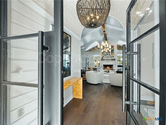 Photo - 321 Village View Dr