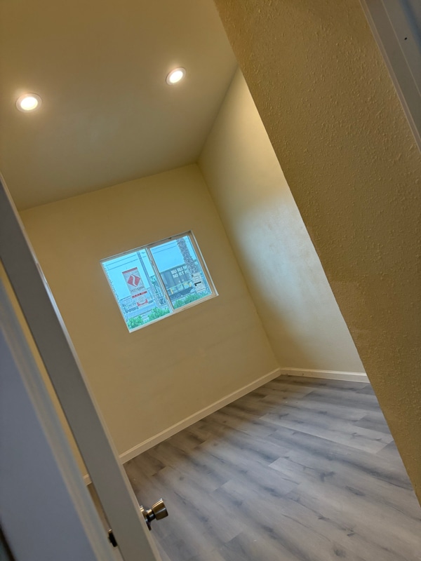 Photo - 4705 Yosemite Blvd Unidad B